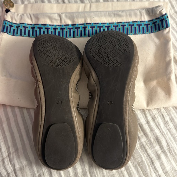Tory Burch Gabby Ballet Flat in London Gray. Size 8.5M. - Picture 2 of 4